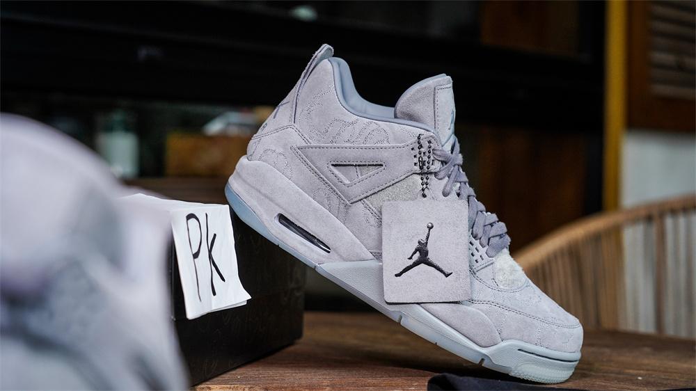 PK GOD Jordan 4 Retro Kaws RETAIL MATERIALS READY TO SHIP